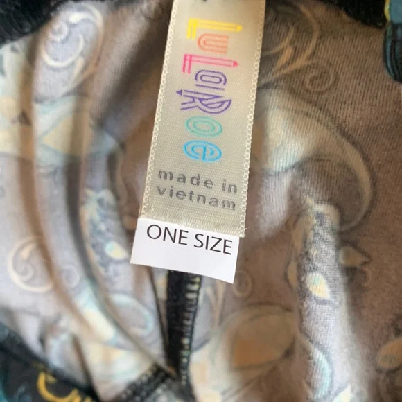 2 piece LOT- Comfy buttery soft women’s lot. - Picture 4 of 9